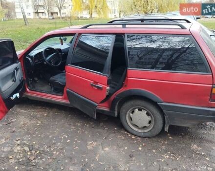 Красный Фольксваген Пассат, объемом двигателя 1.78 л и пробегом 431 тыс. км за 1600 $, фото 3 на Automoto.ua