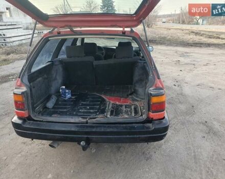 Червоний Фольксваген Пассат, об'ємом двигуна 1.8 л та пробігом 300 тис. км за 800 $, фото 7 на Automoto.ua