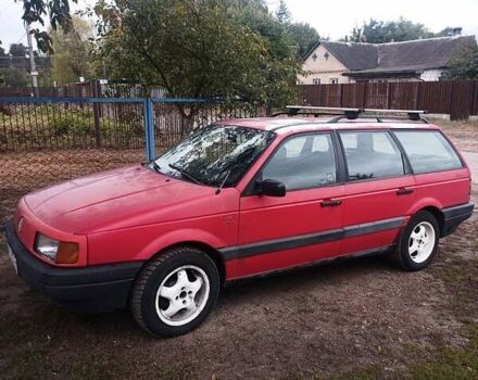 Красный Фольксваген Пассат, объемом двигателя 1.78 л и пробегом 385 тыс. км за 1850 $, фото 8 на Automoto.ua