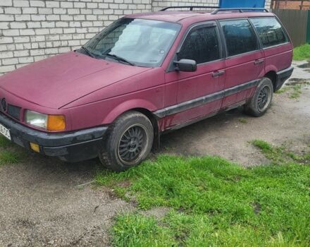 Красный Фольксваген Пассат, объемом двигателя 1 л и пробегом 1000 тыс. км за 1200 $, фото 1 на Automoto.ua