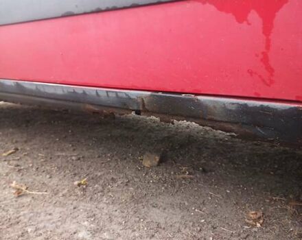 Красный Фольксваген Пассат, объемом двигателя 1.78 л и пробегом 385 тыс. км за 1850 $, фото 5 на Automoto.ua