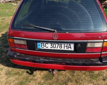Красный Фольксваген Пассат, объемом двигателя 1.8 л и пробегом 350 тыс. км за 1200 $, фото 2 на Automoto.ua