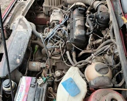 Красный Фольксваген Пассат, объемом двигателя 1.8 л и пробегом 350 тыс. км за 1200 $, фото 5 на Automoto.ua