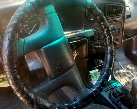 Красный Фольксваген Пассат, объемом двигателя 2 л и пробегом 0 тыс. км за 1800 $, фото 9 на Automoto.ua