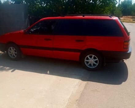 Красный Фольксваген Пассат, объемом двигателя 2 л и пробегом 0 тыс. км за 1800 $, фото 1 на Automoto.ua