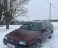 Красный Фольксваген Пассат, объемом двигателя 0 л и пробегом 200 тыс. км за 1999 $, фото 1 на Automoto.ua