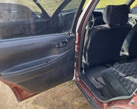 Красный Фольксваген Пассат, объемом двигателя 2 л и пробегом 200 тыс. км за 1800 $, фото 11 на Automoto.ua