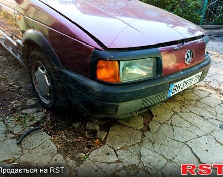Красный Фольксваген Пассат, объемом двигателя 1.6 л и пробегом 449 тыс. км за 2000 $, фото 2 на Automoto.ua