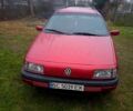 Красный Фольксваген Пассат, объемом двигателя 1.9 л и пробегом 350 тыс. км за 2000 $, фото 1 на Automoto.ua