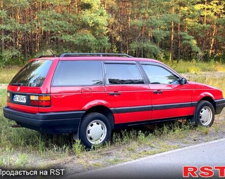 Червоний Фольксваген Пассат, об'ємом двигуна 2 л та пробігом 350 тис. км за 3150 $, фото 3 на Automoto.ua