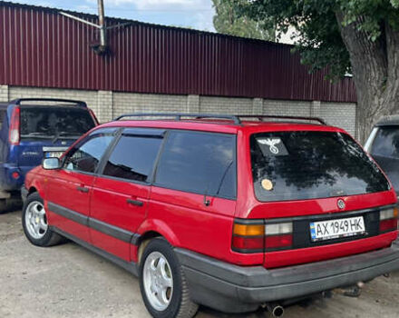 Красный Фольксваген Пассат, объемом двигателя 1.8 л и пробегом 300 тыс. км за 3000 $, фото 7 на Automoto.ua