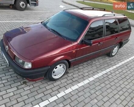 Красный Фольксваген Пассат, объемом двигателя 1.8 л и пробегом 380 тыс. км за 2600 $, фото 8 на Automoto.ua