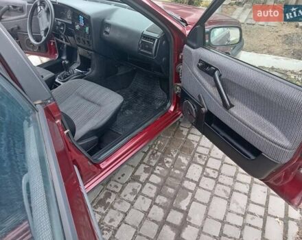 Красный Фольксваген Пассат, объемом двигателя 1.78 л и пробегом 400 тыс. км за 1300 $, фото 11 на Automoto.ua