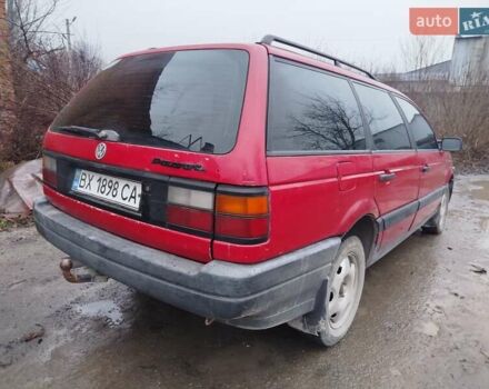 Красный Фольксваген Пассат, объемом двигателя 2 л и пробегом 380 тыс. км за 1700 $, фото 6 на Automoto.ua