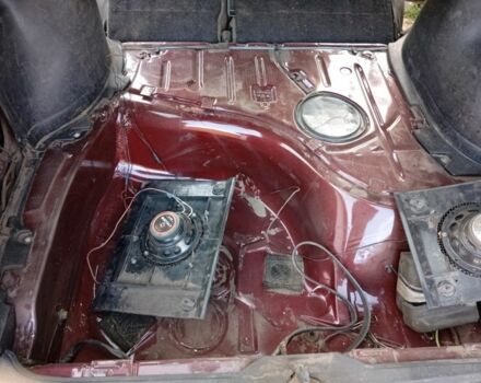 Красный Фольксваген Пассат, объемом двигателя 0 л и пробегом 200 тыс. км за 1800 $, фото 2 на Automoto.ua