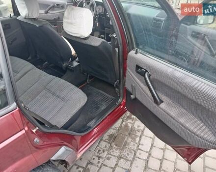 Красный Фольксваген Пассат, объемом двигателя 1.78 л и пробегом 400 тыс. км за 1300 $, фото 13 на Automoto.ua