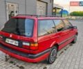 Красный Фольксваген Пассат, объемом двигателя 1.8 л и пробегом 190 тыс. км за 1600 $, фото 1 на Automoto.ua