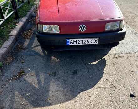 Красный Фольксваген Пассат, объемом двигателя 1.8 л и пробегом 400 тыс. км за 500 $, фото 3 на Automoto.ua