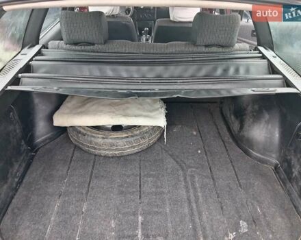 Красный Фольксваген Пассат, объемом двигателя 1.78 л и пробегом 400 тыс. км за 1300 $, фото 14 на Automoto.ua