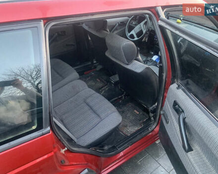 Червоний Фольксваген Пассат, об'ємом двигуна 2 л та пробігом 616 тис. км за 1500 $, фото 6 на Automoto.ua