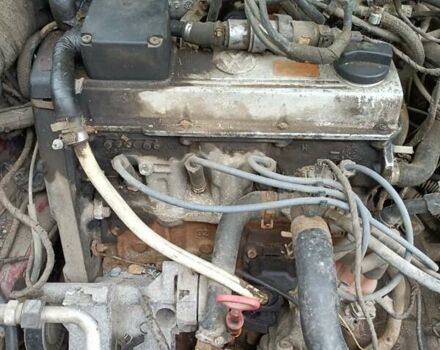 Красный Фольксваген Пассат, объемом двигателя 2 л и пробегом 250 тыс. км за 1100 $, фото 16 на Automoto.ua