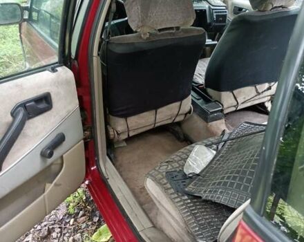 Красный Фольксваген Пассат, объемом двигателя 2 л и пробегом 250 тыс. км за 1100 $, фото 11 на Automoto.ua