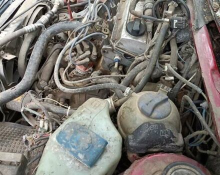 Красный Фольксваген Пассат, объемом двигателя 2 л и пробегом 250 тыс. км за 1100 $, фото 15 на Automoto.ua