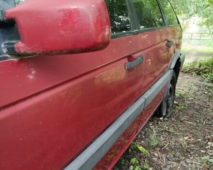 Красный Фольксваген Пассат, объемом двигателя 2 л и пробегом 250 тыс. км за 1100 $, фото 18 на Automoto.ua