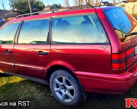 Красный Фольксваген Пассат, объемом двигателя 2.8 л и пробегом 200 тыс. км за 2500 $, фото 2 на Automoto.ua