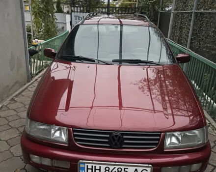 Червоний Фольксваген Пассат, об'ємом двигуна 2 л та пробігом 10 тис. км за 2500 $, фото 3 на Automoto.ua