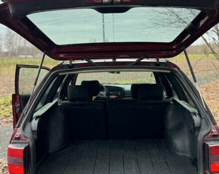 Червоний Фольксваген Пассат, об'ємом двигуна 1.8 л та пробігом 230 тис. км за 2299 $, фото 30 на Automoto.ua