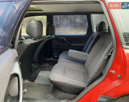 Червоний Фольксваген Пассат, об'ємом двигуна 1.78 л та пробігом 420 тис. км за 3450 $, фото 20 на Automoto.ua