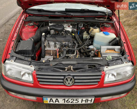 Червоний Фольксваген Пассат, об'ємом двигуна 1.78 л та пробігом 420 тис. км за 3450 $, фото 43 на Automoto.ua