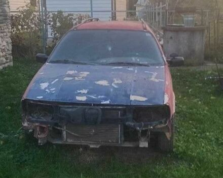 Красный Фольксваген Пассат, объемом двигателя 1.6 л и пробегом 300 тыс. км за 650 $, фото 1 на Automoto.ua