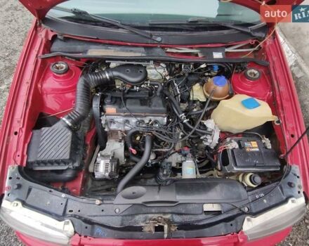 Красный Фольксваген Пассат, объемом двигателя 1.8 л и пробегом 30 тыс. км за 2900 $, фото 5 на Automoto.ua