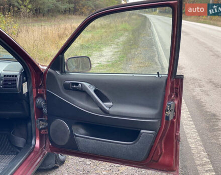 Червоний Фольксваген Пассат, об'ємом двигуна 1.6 л та пробігом 340 тис. км за 3450 $, фото 19 на Automoto.ua