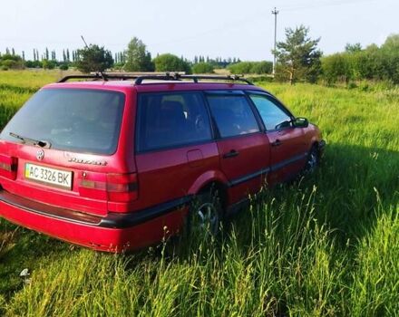 Червоний Фольксваген Пассат, об'ємом двигуна 1.8 л та пробігом 386 тис. км за 2300 $, фото 4 на Automoto.ua