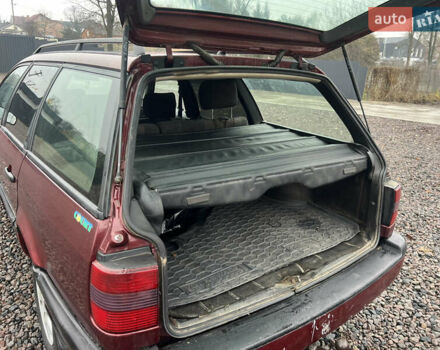 Красный Фольксваген Пассат, объемом двигателя 1.9 л и пробегом 499 тыс. км за 1350 $, фото 10 на Automoto.ua