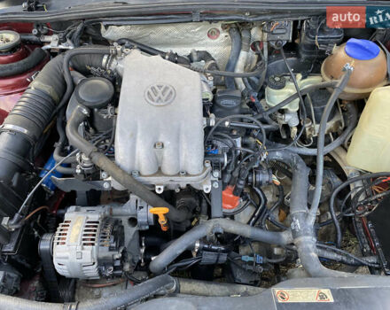 Червоний Фольксваген Пассат, об'ємом двигуна 1.6 л та пробігом 340 тис. км за 3450 $, фото 34 на Automoto.ua