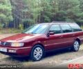 Красный Фольксваген Пассат, объемом двигателя 1.6 л и пробегом 340 тыс. км за 3450 $, фото 1 на Automoto.ua