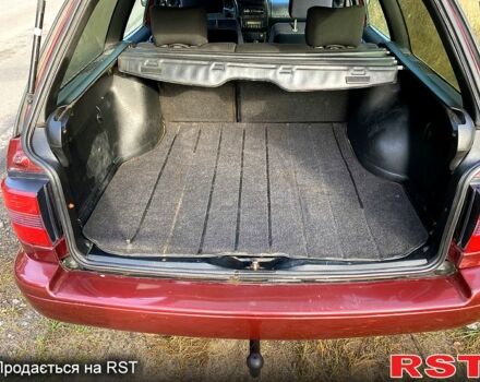 Червоний Фольксваген Пассат, об'ємом двигуна 1.6 л та пробігом 340 тис. км за 3450 $, фото 11 на Automoto.ua