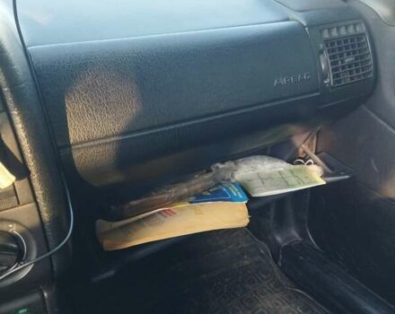 Червоний Фольксваген Пассат, об'ємом двигуна 1.8 л та пробігом 386 тис. км за 2300 $, фото 10 на Automoto.ua