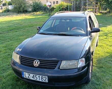 Червоний Фольксваген Пассат, об'ємом двигуна 0 л та пробігом 335 тис. км за 2200 $, фото 4 на Automoto.ua