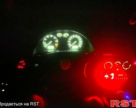 Червоний Фольксваген Пассат, об'ємом двигуна 1.6 л та пробігом 385 тис. км за 2600 $, фото 2 на Automoto.ua