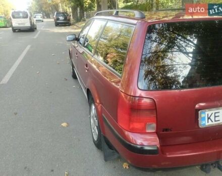 Красный Фольксваген Пассат, объемом двигателя 1.9 л и пробегом 320 тыс. км за 3324 $, фото 3 на Automoto.ua