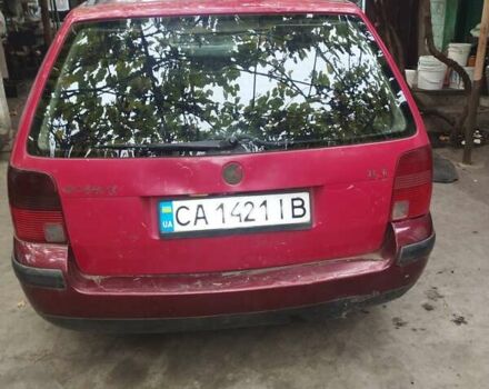 Червоний Фольксваген Пассат, об'ємом двигуна 1.9 л та пробігом 350 тис. км за 2800 $, фото 5 на Automoto.ua