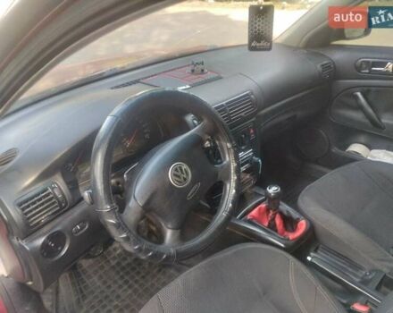 Красный Фольксваген Пассат, объемом двигателя 1.9 л и пробегом 320 тыс. км за 3324 $, фото 2 на Automoto.ua