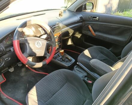 Червоний Фольксваген Пассат, об'ємом двигуна 0 л та пробігом 335 тис. км за 2200 $, фото 1 на Automoto.ua