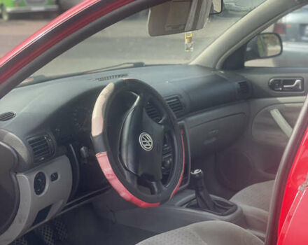 Красный Фольксваген Пассат, объемом двигателя 1.9 л и пробегом 380 тыс. км за 2700 $, фото 5 на Automoto.ua