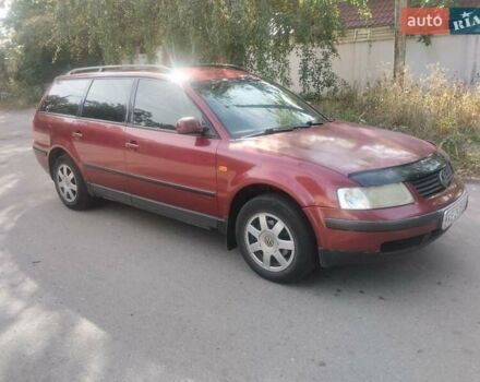 Красный Фольксваген Пассат, объемом двигателя 1.9 л и пробегом 320 тыс. км за 3324 $, фото 7 на Automoto.ua